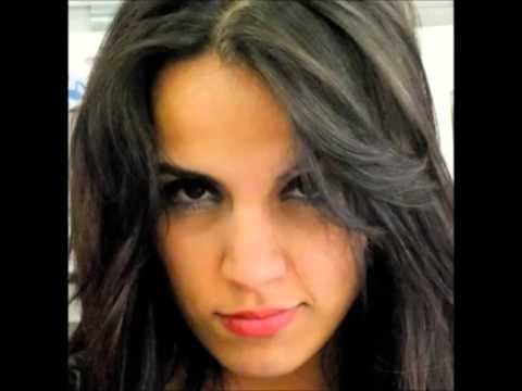 Seda Tripkolic & Gökçe -  Dönsen Ne Fayda