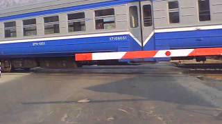 Последняя электричка / Мужик на переезде / Вилейка