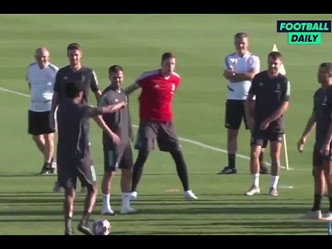 Cristiano Ronaldo takes swipe at Juve team mate Juan Cuadrado after he mocked his iconic celebration