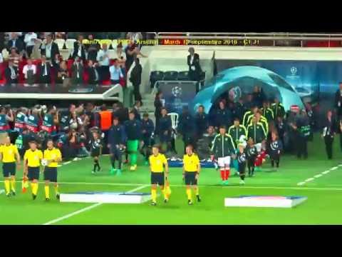 PSG / Arsenal 13.09.2016 : 1-1 (C1 J1) 3/4 : Entrée des 2 équipes avec LA musique