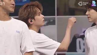 Download lagu [200531] Ryeowook fixed Kyuhyun's hair, are you jealous Siwon? mp3