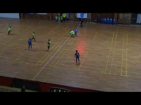 FCB-PD 2009 U10 Turnaj Dubnica 01 FCB_A - Pov Bystrica 8-1