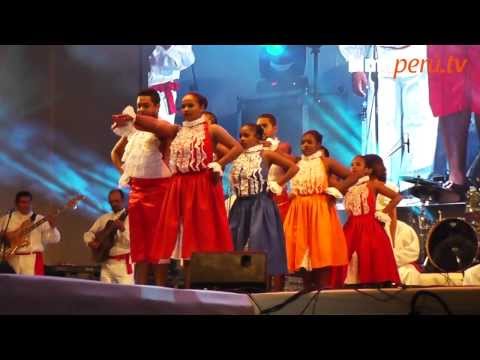 Perú Negro Toro Mata Aniversario de Lima 2014