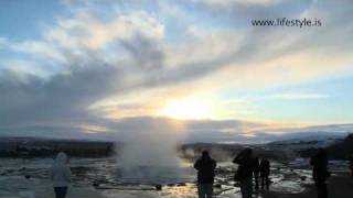 preview picture of video 'Golden Circle Iceland (Super jeep tour in Iceland)'