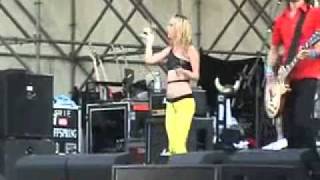 Juliette and the Licks - Mind Full of Daggers