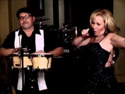 MONIBEE HENLEY CHRISTMAS SHOW