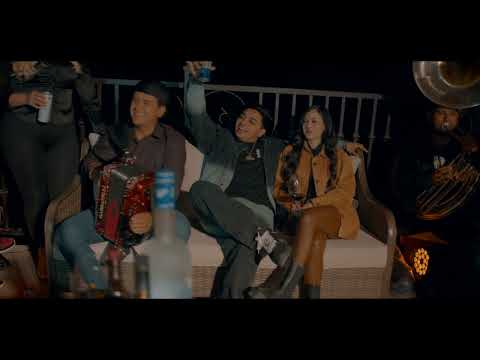 Oscar Calin - Que De Raro Tiene (Video Oficial)