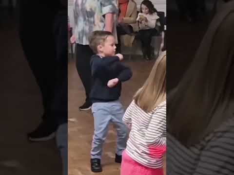 Aaron Smith - Dancin Krono Remix (slowed)