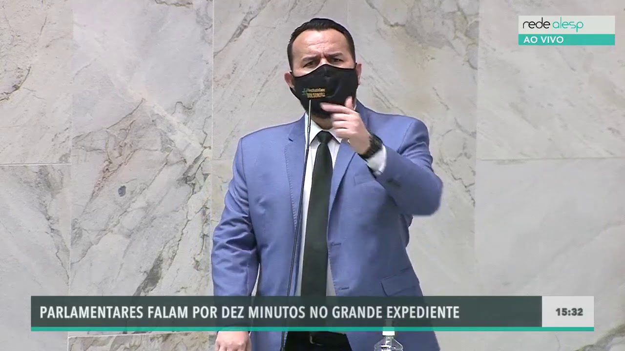 Gil Diniz elogia conduta de sargento PM em ocorrência em Marília e contesta desdobramentos do caso
