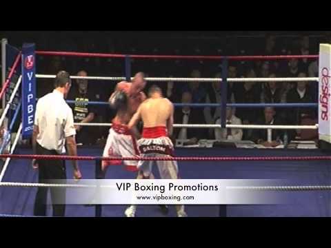 Blackledge -V- King - Bolton, UK. 9th December 2012