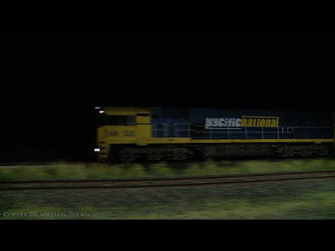 7MP5 Pacific National Freight At Night (12/6/2021) - PoathTV Australian Trains & Railways