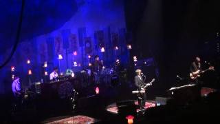 Crowded House - Love This Life - Hammersmith Apollo 9th June 2010