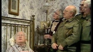 Dad's Army - Branded - NL Ondertiteld - .. what's that photograph of you?...