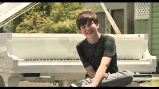 Greyson Chance - Slipping Away (Bonus Track)