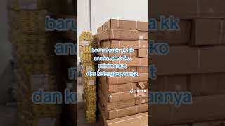 rak toko minimarket dan semua kelengkapannya