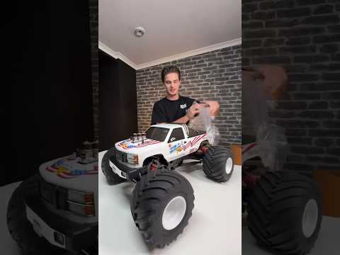 Unboxing the Kyosho USA-1 RC monster Truck! #unboxing #rccar #kyosho #usa1 #remotecontrol