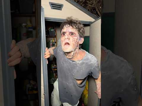 Hay un zombie en mi jardín😰