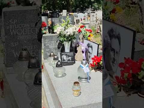 Nagrobek Zbigniewa Wodeckiego cmentarz  Rakowicki Kraków