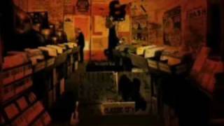 8 LINEAS [VIDEOCLIP OFICIAL]  - (Violadores del Verso)