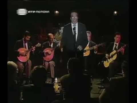 Manuel de Almeida   Não vale a pena