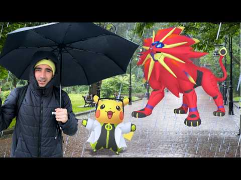 ¡BUSCANDO EL NUEVO LEGENDARIO SHINY Y EL PIKACHU EXCLUSIVO EN LA LLUVIA!-POKÉMON GO!