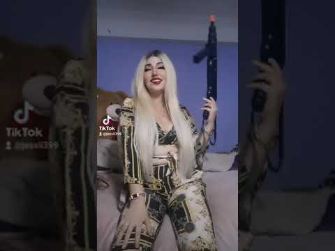 soy tu sicaria.. me pongo fina 😂