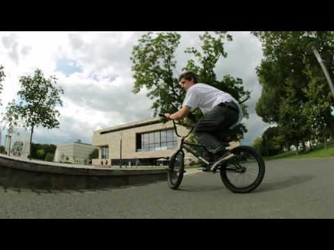 Deependbmx: Welcome to the family - Jan Hollinger