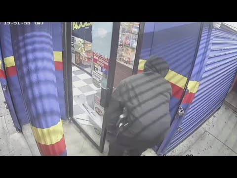 Masked suspects steal ATM from Philadelphia deli at gunpoint, police say