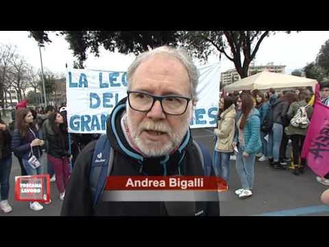La primavera di Libera: a Prato lungo corteo contro le mafie.