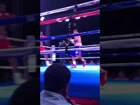 Oliver flores vs yogli herrera
