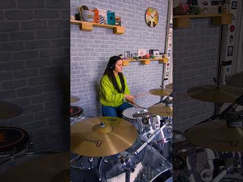 Karnivool - Change 🔥 with my fav Grinch hoodie 🥁 #drumcover #drummer #girldrummer #drums #cover