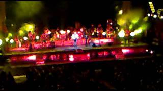 Zucchero.UN UOVO SODO-concerto lecce 2 agosto 2011.mp4