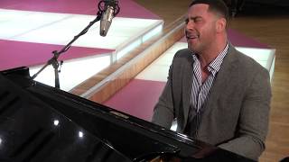 Robert Berisha - Kur U Ktheva Prej Gurbeti
