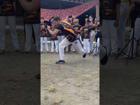 Instrutora Lua e Professor Tejú #capoeira #alagoas #arapiraca #delmirogouveia #lua