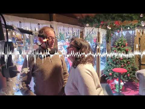 “Grandma Rosa” aka Hillu Stoll - with Franz Auber as “Hillus Herzdropfa” in the Christmas market ...