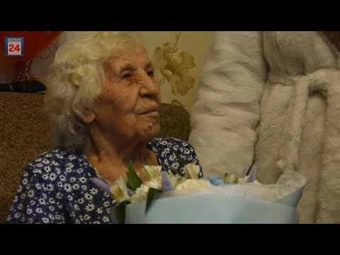 Тяжёлый труд в военное и мирное время: труженица тыла из Абакана отмечает 93 День рождения