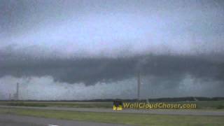 preview picture of video 'Rotation and Shelf Cloud ~ July 22, 2010 ~ Monroeville, Ohio'