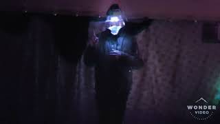 Halloween emergency dance. (Wondervideos).