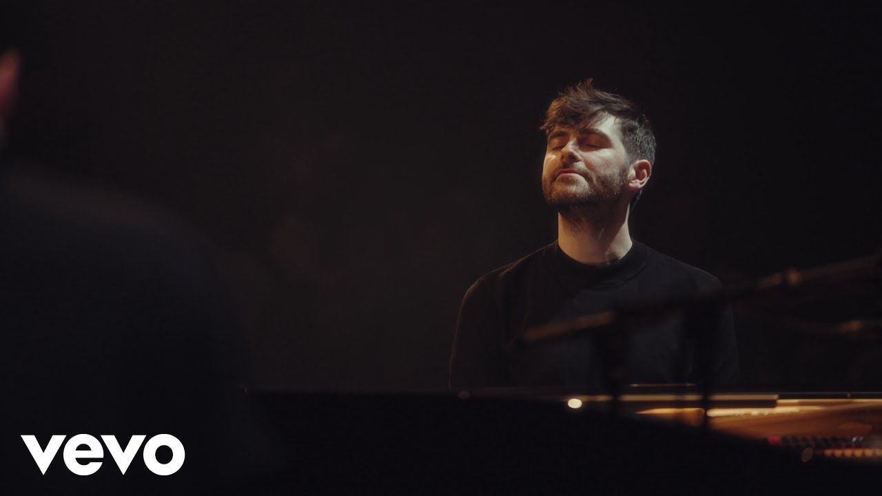 Florian Christl- Bulgaria (Official Video)