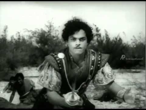 Veerathirumugan - Anandhan fights for Sachu