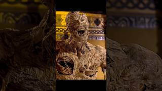 Download lagu The Mummy (1999) | Evelyn’s Mistake: Awaking Imhotep and the Cat Interruption 😱💀🐱 mp3