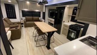 2027 Forest River Wildwood Heritage Glen 380WDR