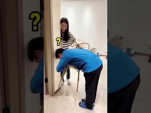 我就喜欢我二舅这个自信的样子 @老丈人说车 #祝晓晗11月8号双十一收官之战#抱凳子弯腰挑战