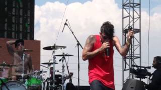 Push Em - Yelawolf & Travis Barker - San Bernardino - Rock