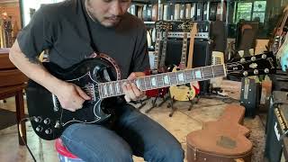 Video thumbnail for Gibson Sg Standard Black 1999 by Fusionmusic Studio