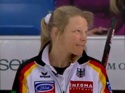 WWCC 2010 [F] Andrea Schöpp (GER) vs Eve Muirhead (SCO)