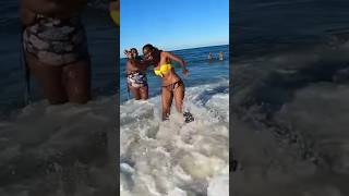 🇿🇦 Another beautiful Durban beach Day #walkafrica #beach #vacation