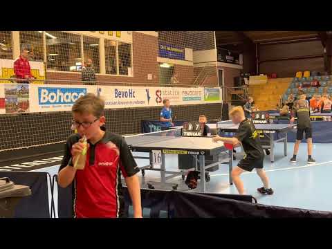 Ruben speelt tegen Melle op de meerkampen 2022