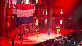 K3 Willem Alexander, toveren studio 100 sing along Ahoy 