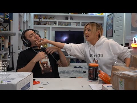 Malena treats Mizkif like a child